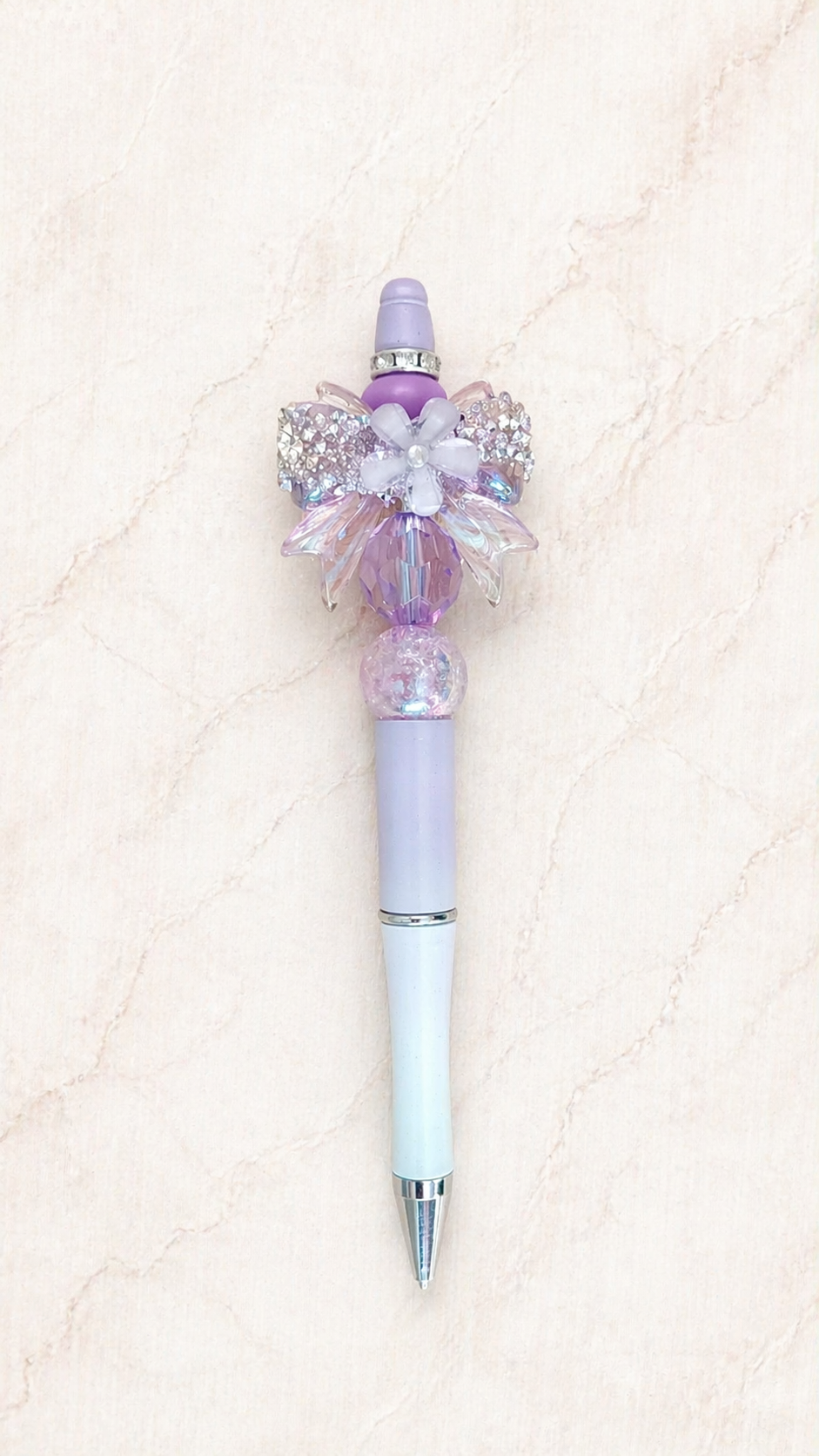 Stylo avec noeud