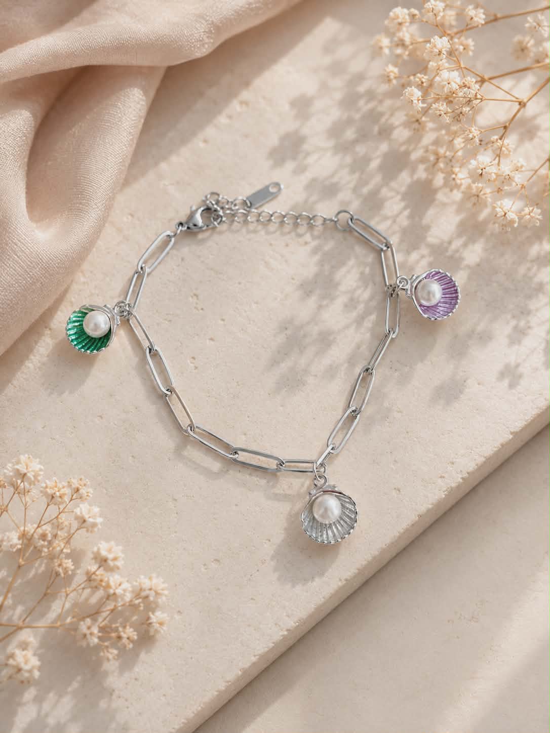 Bracelet avec breloque