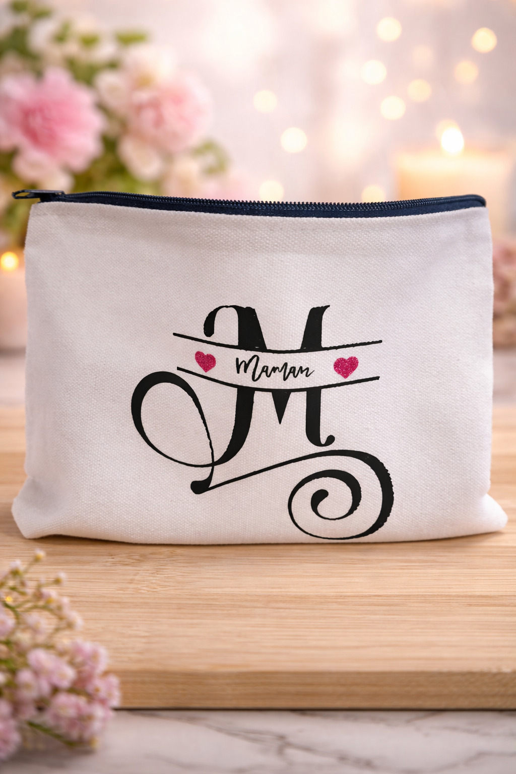 trousse pour maman avec de petit coeur rose