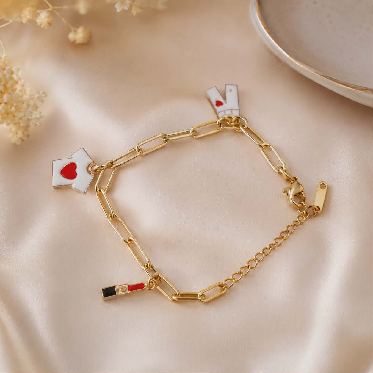 Bracelet avec breloque