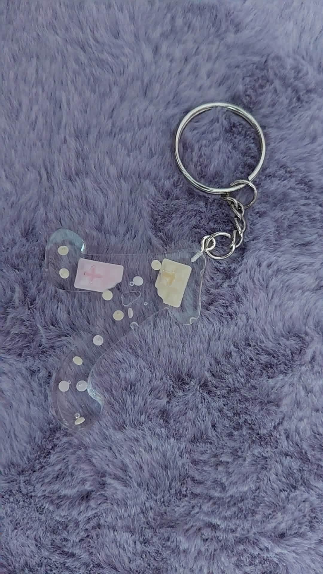 Porte cles en résine lettre