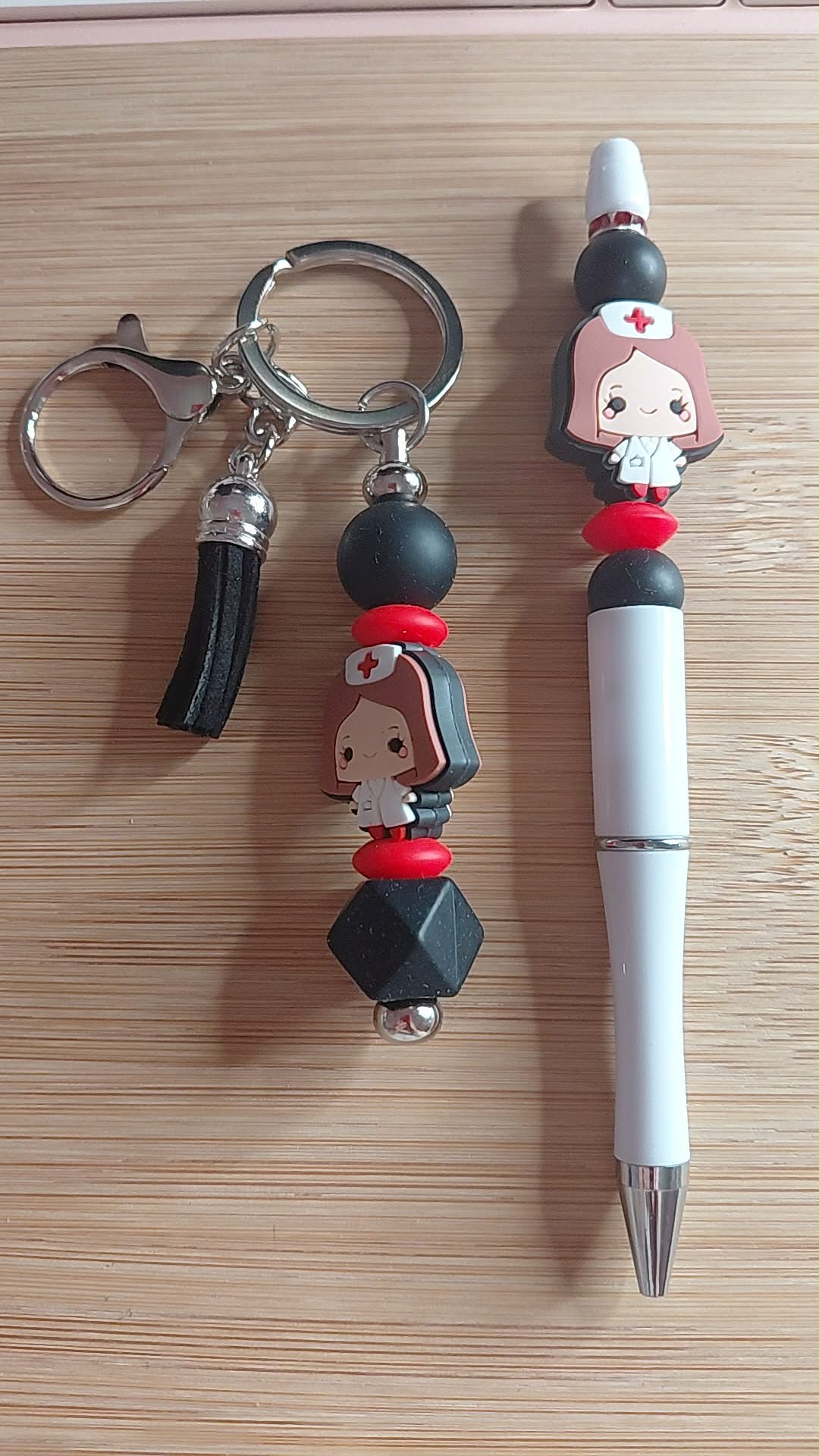Duo porte clés et stylo médicale