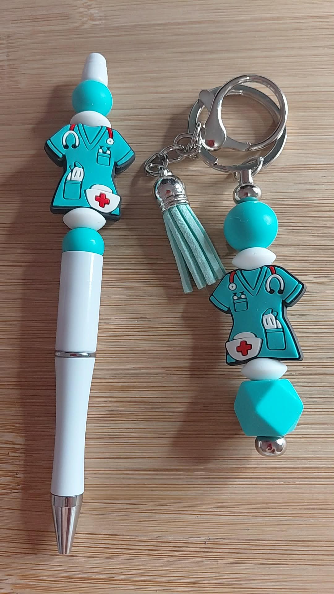 Duo porte clés et stylo médicale