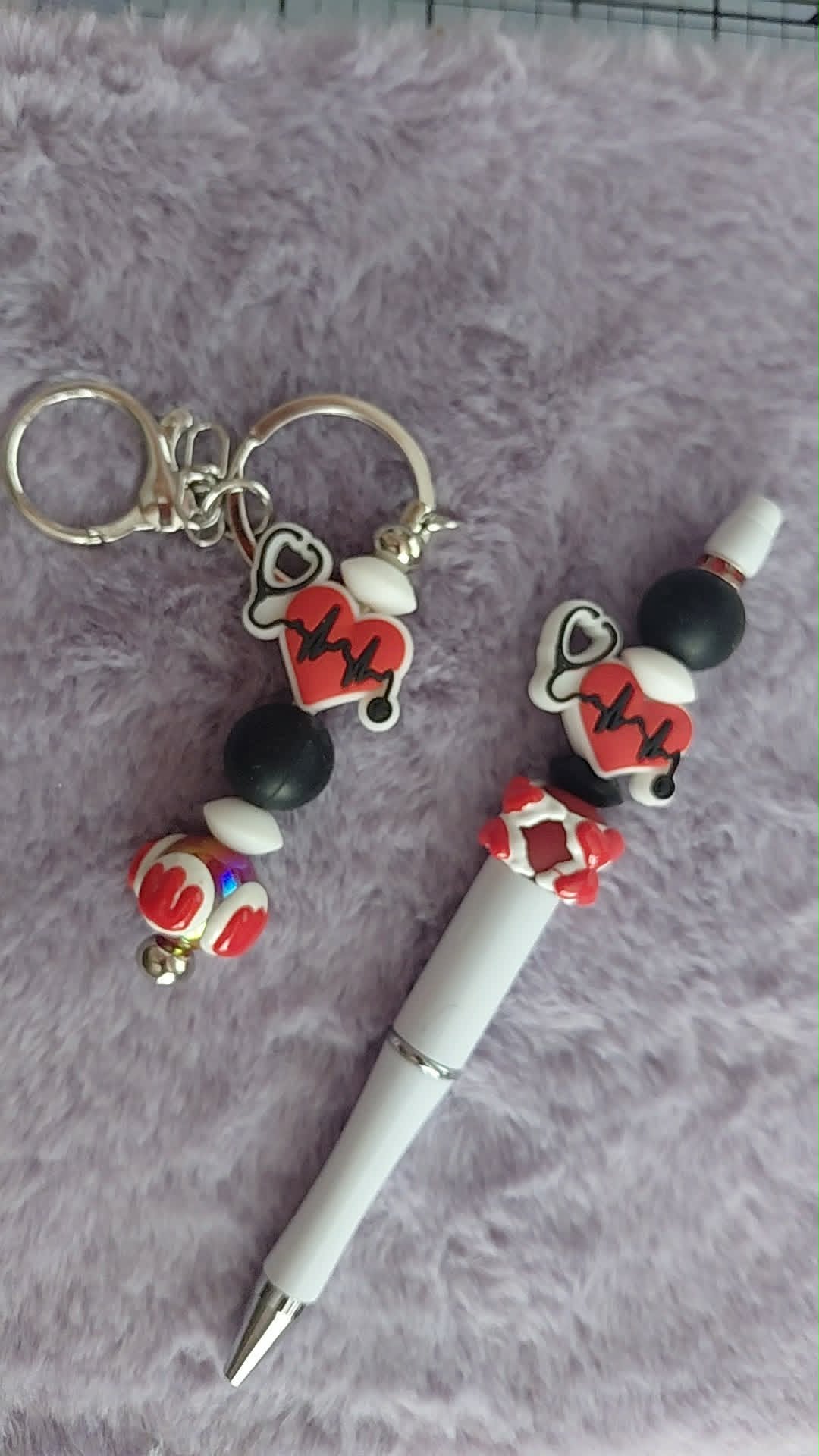 Duo porte clés et stylo médicale