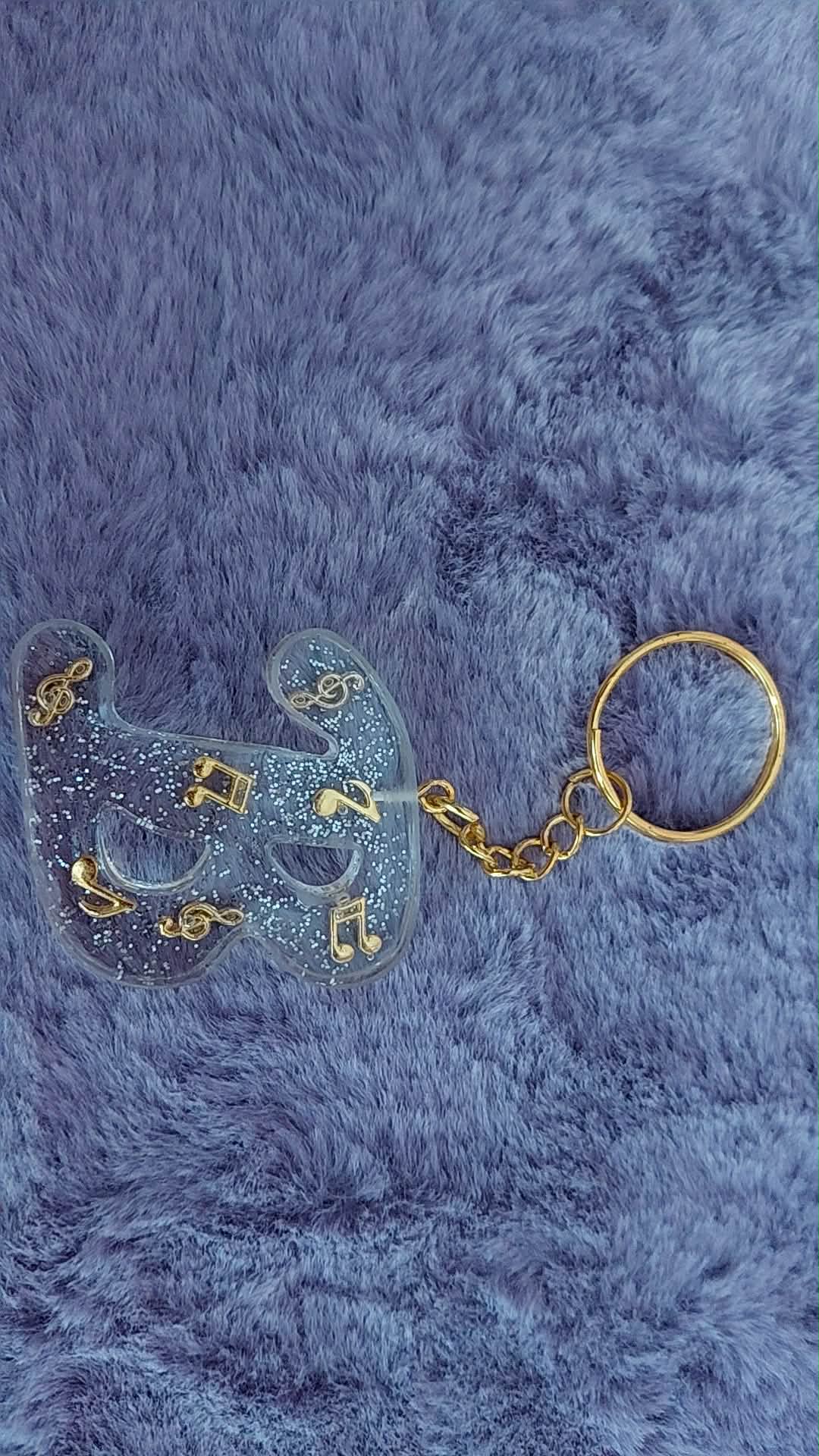 Porte cles en résine lettre