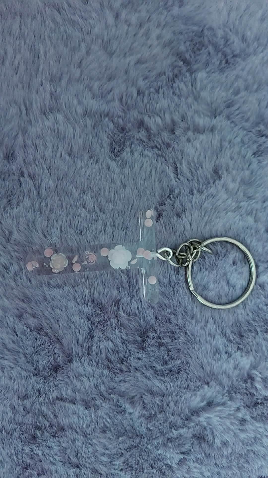 Porte cles en résine lettre