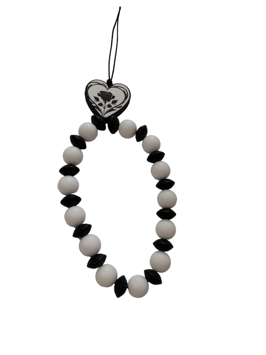 cœur en silicone avec perles en silicone noir et blanc 