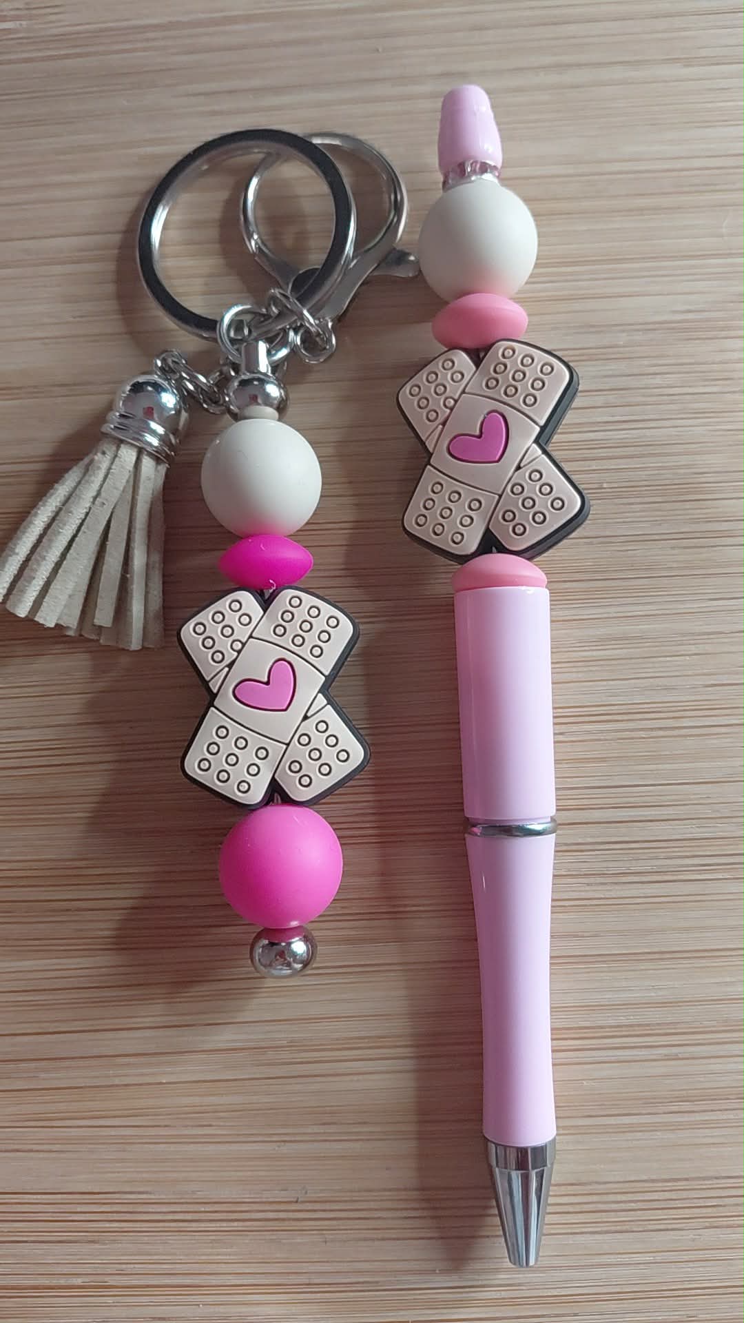 Duo porte clés et stylo médicale