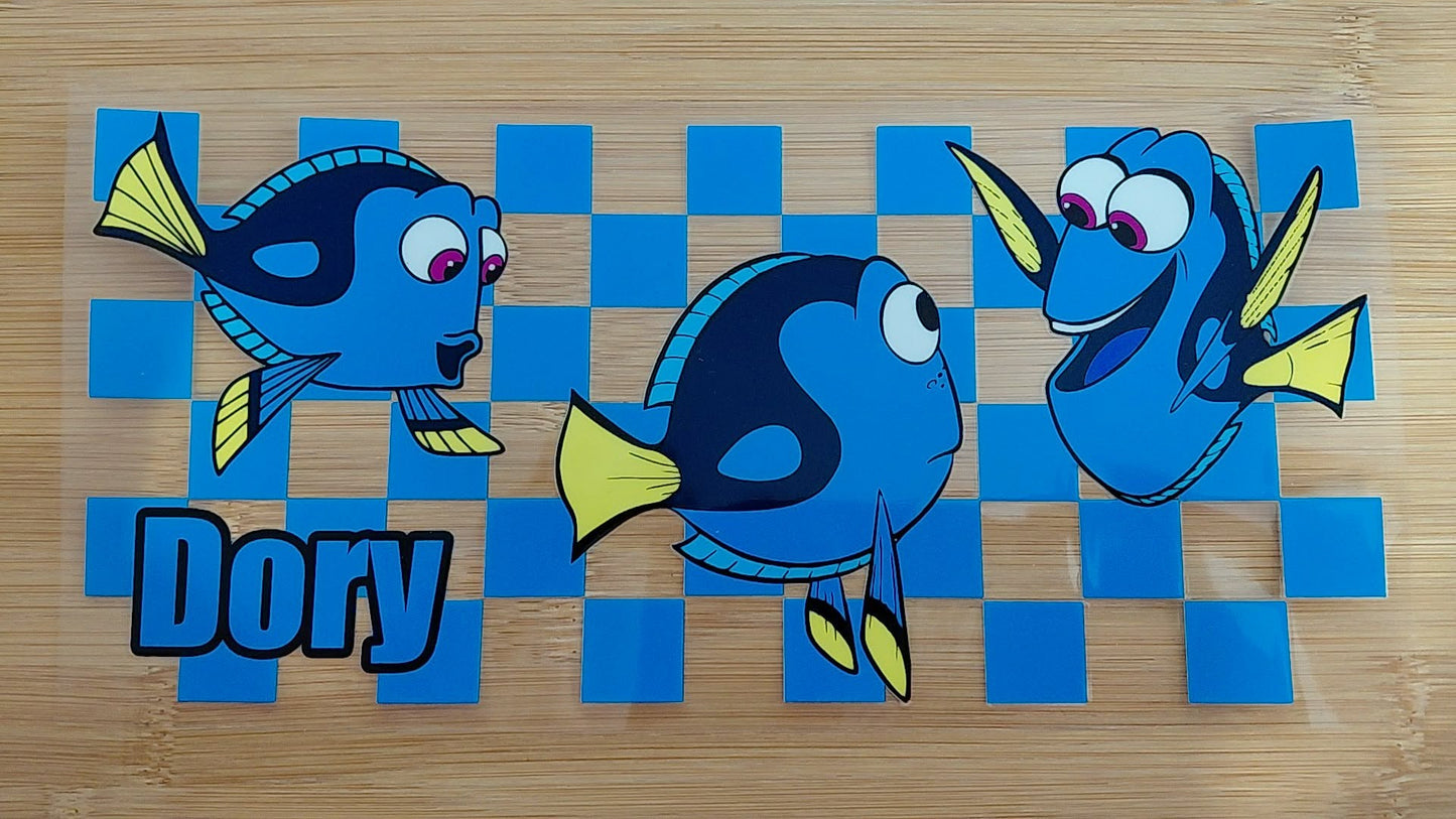 le poisson bleu est dory